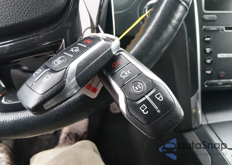 2017 Ford Explorer Sport из США, поврежденный, VIN 1FM5K8GT7HGE18066